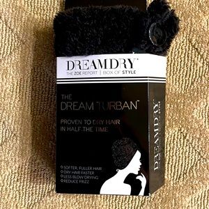 BRAND NEW DREAMDRY TURBAN DRIES HAIR QUICKLY NO FRIZZ FOR HAIR